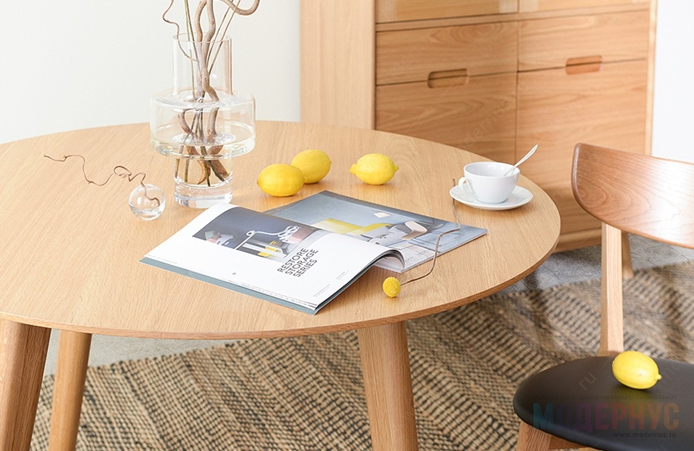 дизайнерский стол RHO модель от Unique Furniture в интерьере, фото 3