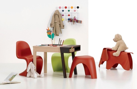Дизайнерские стулья из пластика, комфорт и уют фото 10