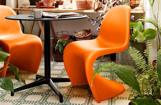 Дизайнерские стулья из пластика, комфорт и уют фото 7