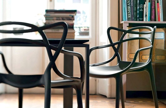 Дизайнерские стулья из пластика, комфорт и уют фото 3
