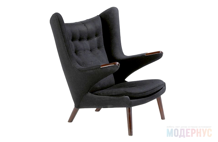 дизайнерское кресло Papa Bear модель от Hans Wegner в интерьере, фото 1