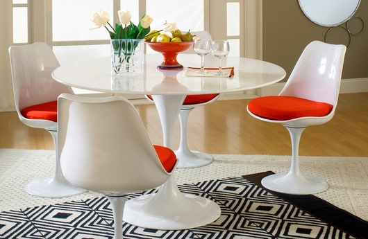 кухонный стол Tulip дизайн Eero Saarinen фото 4