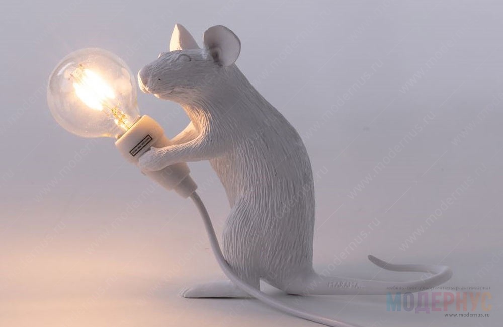 дизайнерская лампа Mouse Sitting модель от Seletti в интерьере, фото 3