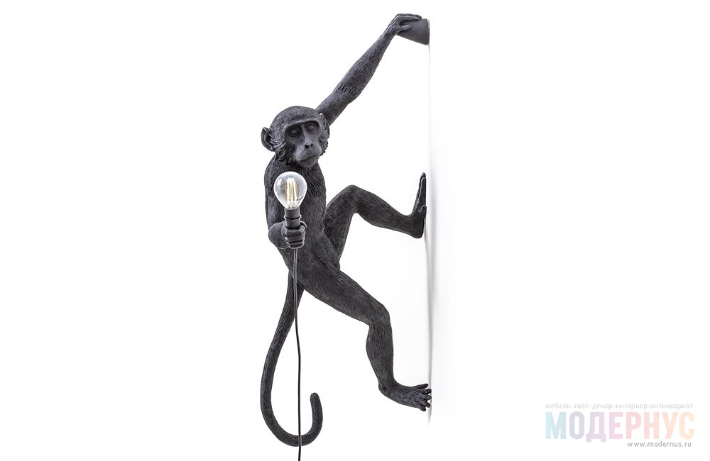 дизайнерское бра Monkey Hanging модель от Seletti в интерьере, фото 1