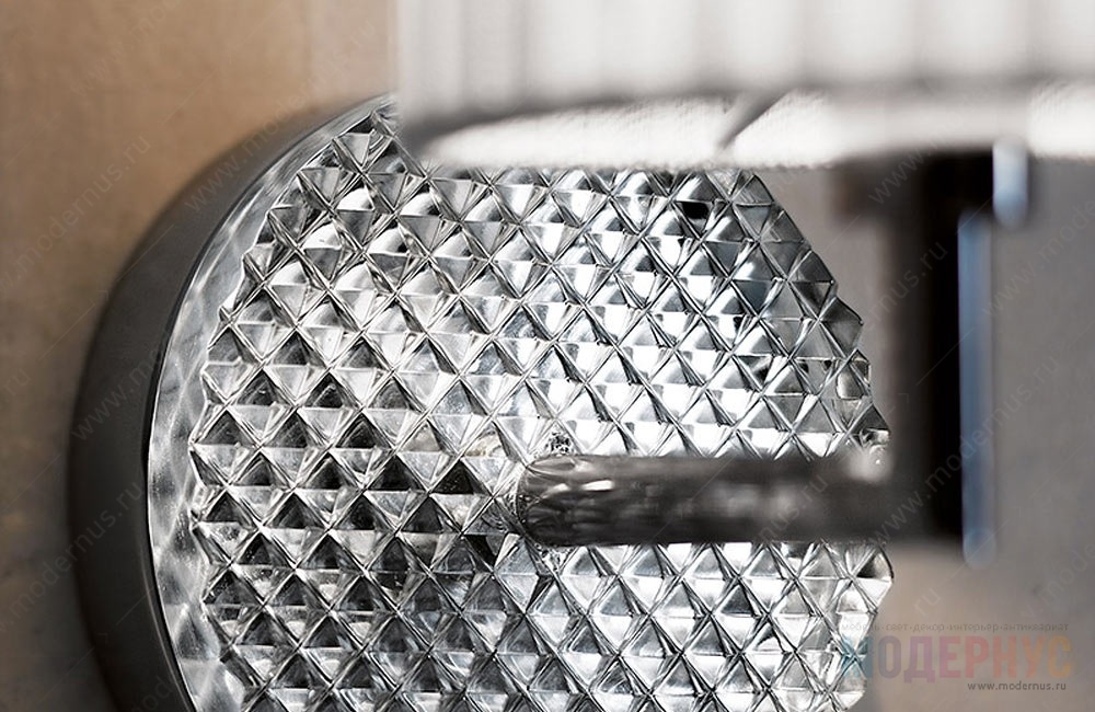 дизайнерское бра Diamond Swirl модель от Fabbian в интерьере, фото 3