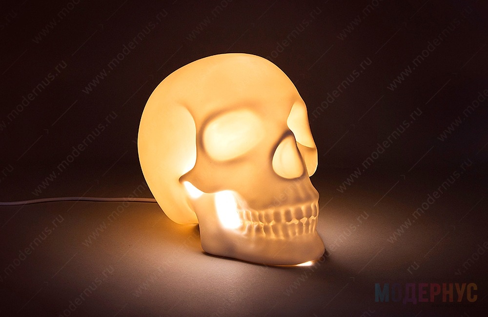 дизайнерская лампа Skull Light в Модернус в интерьере, фото 4