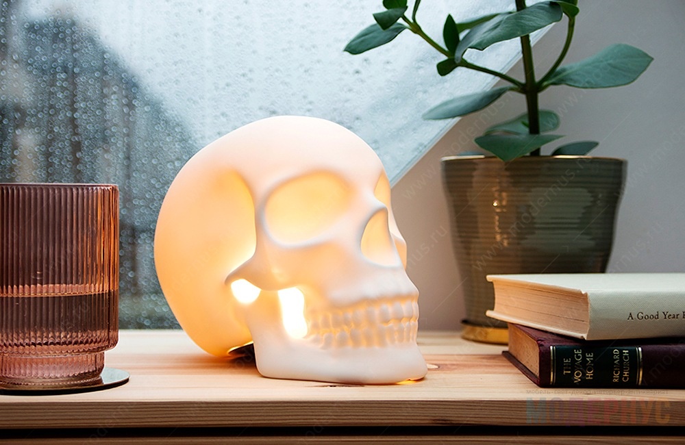дизайнерская лампа Skull Light в Модернус в интерьере, фото 3