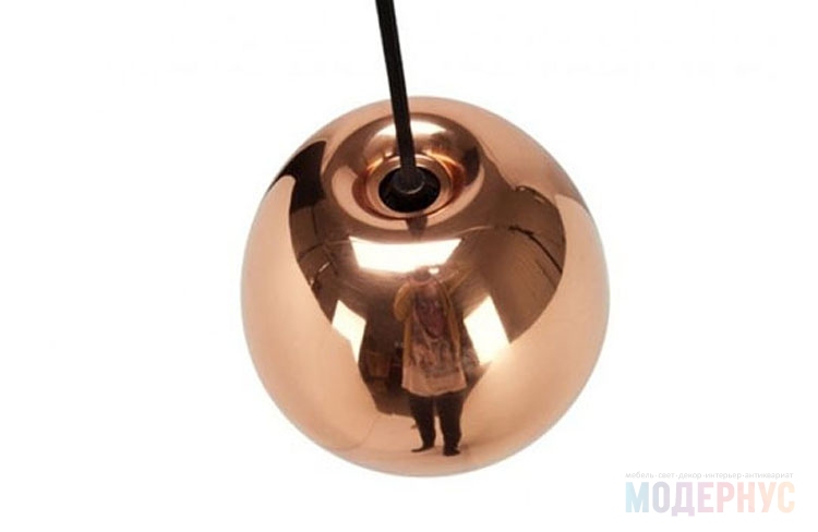 дизайнерская люстра Void Light Mini модель от Tom Dixon в интерьере, фото 3