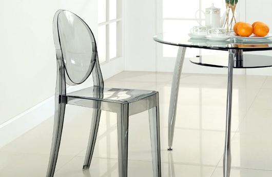 пластиковый стул Victoria Ghost дизайн Philippe Starck фото 5