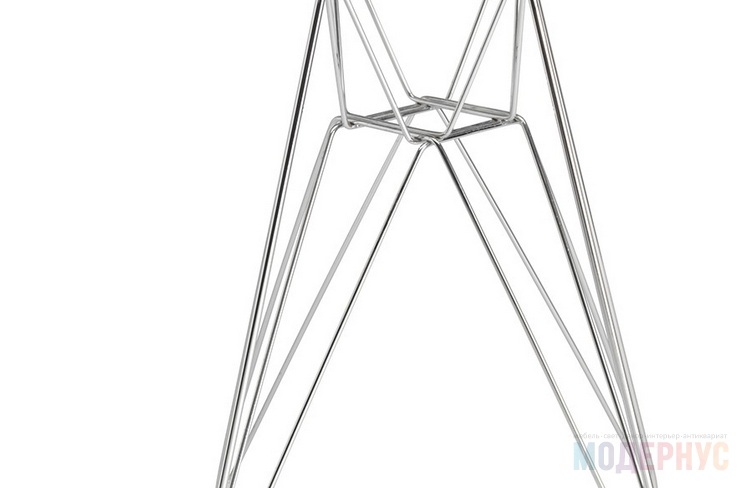 дизайнерский стол DSR Glass модель от Charles & Ray Eames в интерьере, фото 2
