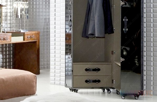 шкаф для одежды Cabinet модель Timothy Oulton фото 2