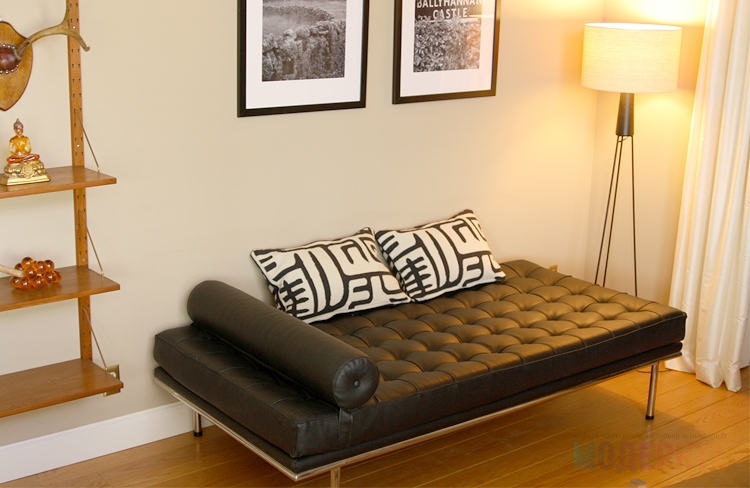 дизайнерская кушетка Barcelona Couch модель от Ludwig Mies van der Rohe, фото 6