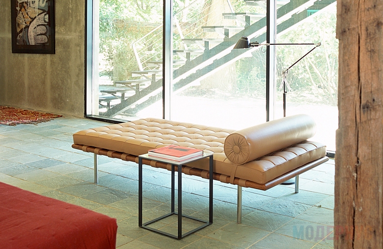 дизайнерская кушетка Barcelona Couch модель от Ludwig Mies van der Rohe, фото 5