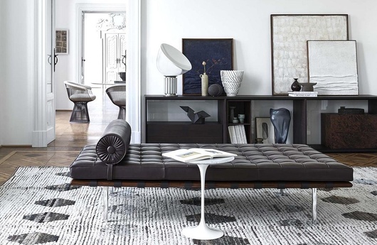 кушетка Barcelona Couch модель Ludwig Mies van der Rohe фото 3