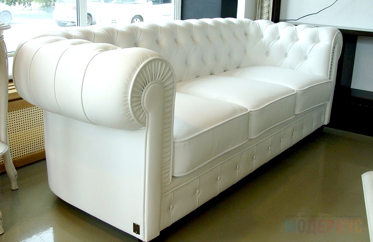 дизайнерский диван Chesterfield модель от Piero Lissoni в интерьере, фото 4