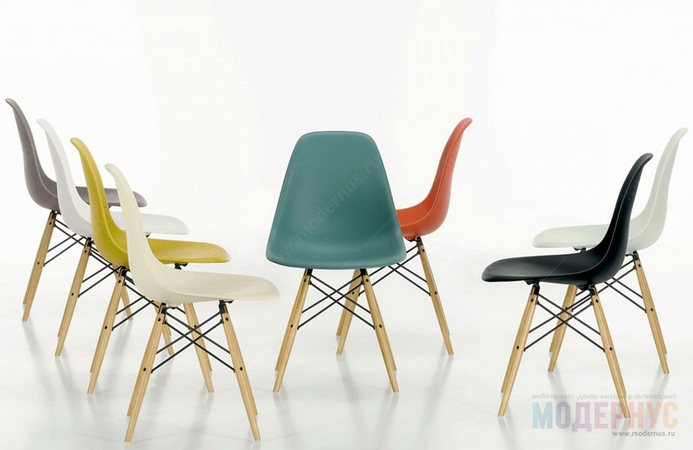 дизайнерский стул DSW Eames модель от Charles & Ray Eames в интерьере, фото 5