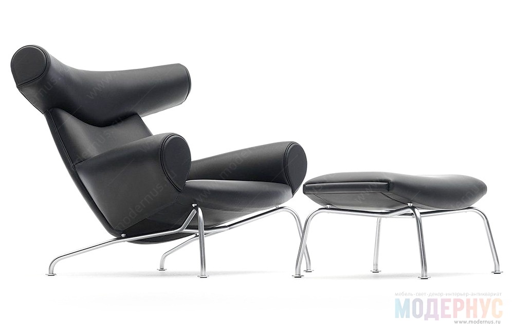 дизайнерское кресло Ox with Ottoman модель от Hans Wegner в интерьере, фото 1