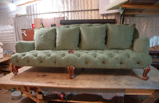 7 идей обновления старого диван в домашних условиях фото 5