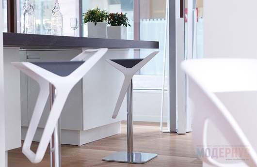 Дизайнерские барные стулья для ресторанов и кафе фото 1