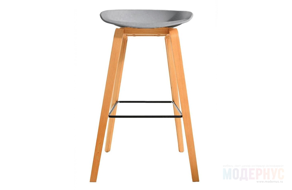 дизайнерский барный стул Quadro модель от Naoto Fukasawa в интерьере, фото 3