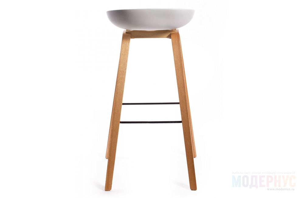 дизайнерский барный стул Quadro модель от Naoto Fukasawa в интерьере, фото 4