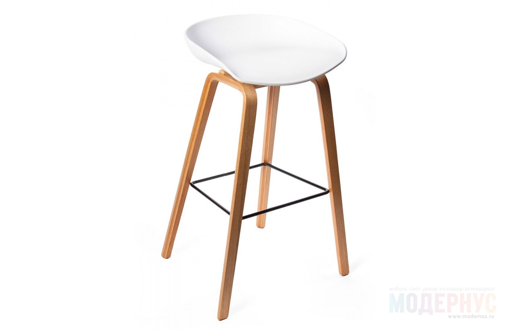 дизайнерский барный стул Quadro модель от Naoto Fukasawa в интерьере, фото 1