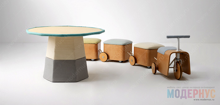 Дизайнерская мебель для детской комнаты в виде паровозика
