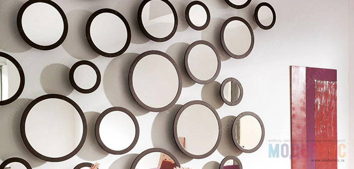 Дизайнерское настенное зеркало в интерьере дома