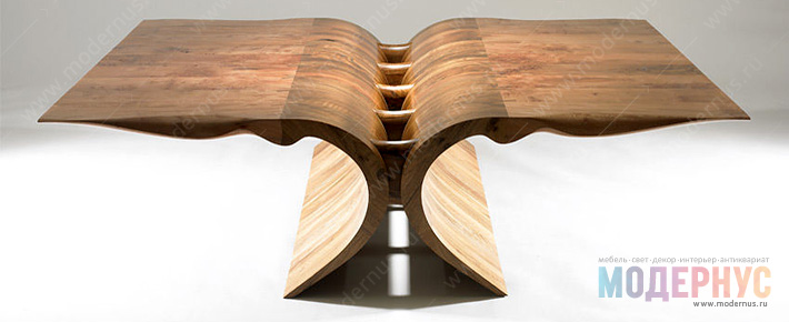 Чудесный дизайнерский стол в виде крыльев